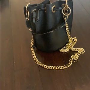 Black bucket bag